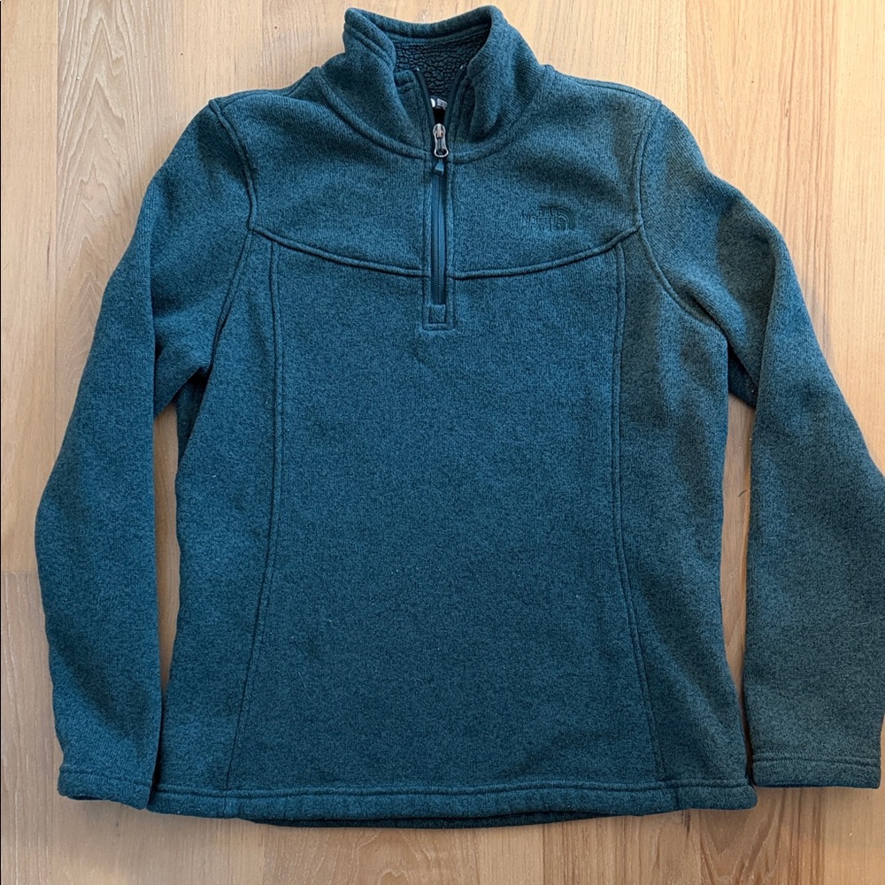North Face Women's Green Quarter-Zip Pullover